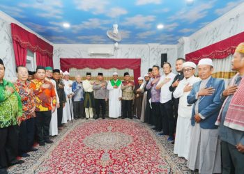 Kapolri Jenderal Listyo Sigit Prabowo
saat silaturahmi kamtibmas dengan tokoh lintas Agama se-Sumut di Pondok Pesantren Al Kautsar Al Akbar, Medan (Foto Ist)