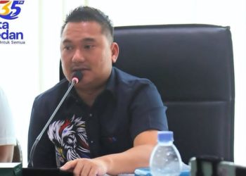 Ketua Komisi 1 DPRD Medan, Reza Pahlevi Lubis saat Rapat Dengar Pendapat (RDP) yang digelar bersama Bagian Tata Pemerintahan (Tapem) Setdako Medan, serta unsur Kecamatan Medan Baru dan Medan Barat, Senin (Foto Ist)