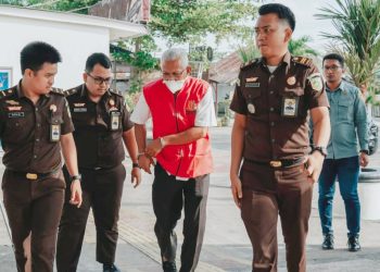 Kejari Batu Bara Tahan Eks Kadinkes drg. Wahid Khusyairi