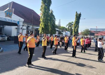 Personil Polres Tanjungbalai Olahraga Bersama Pemko Memperat Silaturahmi