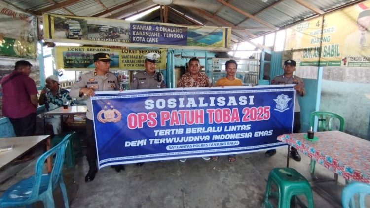 Personil Ops Polres Tanjungbalai Sosialisasi Ops Patuh Toba 2025 kepada Sopir Bus