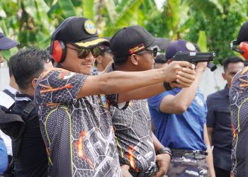 Wali Kota Tanjungbalai Mahyaruddin Salim didampingi Wakil Wali Kota Muhammad Fadly Abdina ikuti Rakor dan Executive Shooting Forkopimda