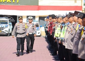 Wakapolres Tanjungbalai Kompol MP Pardede pimpin Apel Gelar Pasukan Operasi Patuh Toba Tahun 2025