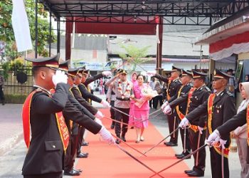 Tradisi Welcome dan Farewell Parade Kapolres Tanjungbalai Berjalan Penuh Haru