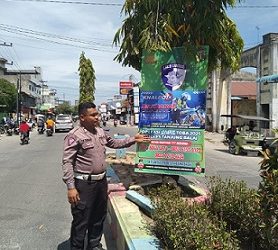 Pasang Spanduk, Sat Lantas Polres Tanjungbalai Sosialisasikan Operasi Patuh Toba 2025