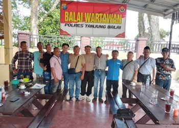 Kasubsi PIDM Sihumas IPDA M. Ruslan, SIP menggelar kegiatan silaturahmi dengan para wartawan unit Polres Tanjungbalai