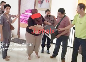 Unit Jatanras Sat Reskrim Polres Pematangsianțar bersama SPKT amankan pelaku DP dan barang bukti brangkas dari rumah korban