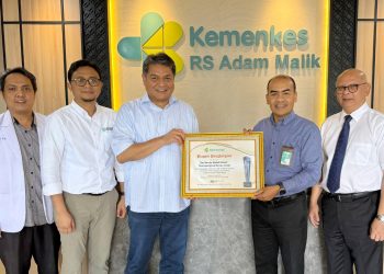 RS Adam Malik menerima penghargaan internasional Platinum Status dalam World Stroke