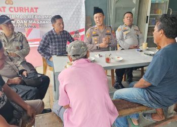 Kapolseķ Tanah Jawa Kompol Asmon Bufitra, S.H. M.H pimpin Jumat Curhat
