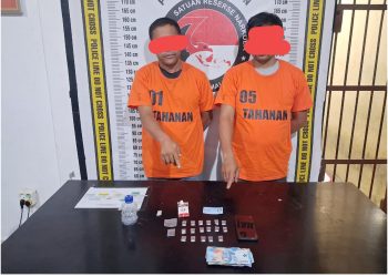 Tersangka Valentidius Tarigan dan Kimson Ginting beserta barang bukti