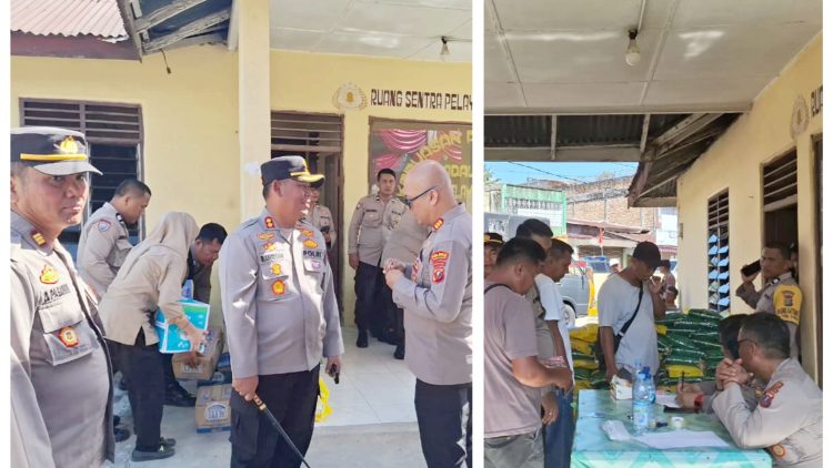 Kapolres) Simalungun AKBP Marganda Aritonang, S.H. S.I.K, MM didampingi Kasat Binmas AKP Dorlan Pasaribu memimpin Gerakan Pangan Murah (GPM) di Pos Polisi Simpang Kerasaan