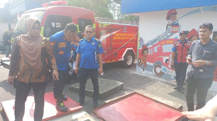 Pansus DPRD Ranperda Kota Medan tentang Pencegahan dan Penanggulangan Kebakaran saat kunker ke KPTIK BMN (Foto Ist)