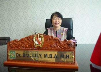 Anggota DPRD Medan Dr. Dra. Lily, MBA, MH