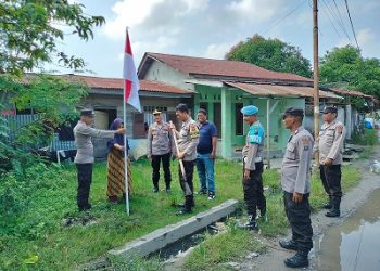 Kapolsek TBS Kompol HE Sidauruk, SH, MH Imbau Warga Pasang Bendera di Depan Rumah