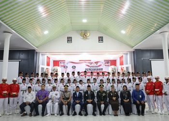 Walikota Tanjungbalai Mahyaruddin Salim pimpin pengukuhan sebanyak 45 pelajar terbaik menjadi anggota Pasukan Pengibar Bendera Pusaka (Paskibraka) Kota Tanjungbalai Tahun 2025
