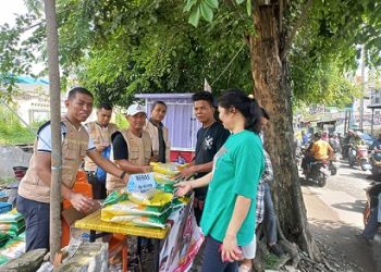 Pengawal Merah Putih (PMP) dan Pers Merah Putih (PMP) berkolaborasi gelar “Gebyar Dirgahayu RI Pangan Murah.”  (Foto Ist)