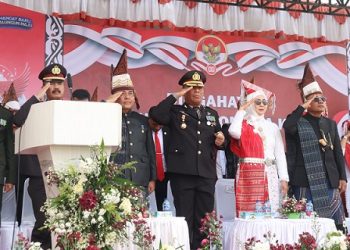 Kapolres Simalungun AKBP Marganda Aritonang S.H. S.I.K. M.M bersama Forkopimda dan Pejabat Utama Polres Simalungun kembali hadir mengikuti upacara Penurunan Bendera Merah Putih Peringatan HUT Kemerdekaan RI ke 80