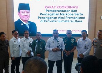 Menko Polkam RI, Budi Gunawan, melalui Staf Ahli Bidang Ideologi Konstitusi Kemenko Polkam RI, Irjen Pol Desman Sujaya Tarigan saat rapat Koordinasi Pemberantasan Narkoba dan Penanganan Premanisme. (Foto Ist)