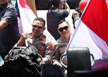 Kapolda Sumut Irjen Pol Whisnu Hermawan Februanto dan Astamaops Kapolri, Komjen Pol H. M. Fadil Imran saat meninjau persiapan F1H2O. (Foto Ist)