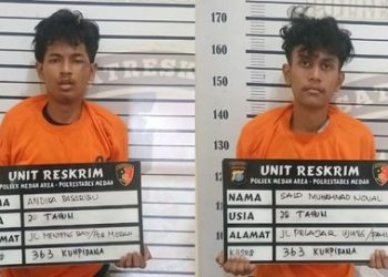 Dua pelaku pencuri sepeda motor yang ditangkap Polsek Medan Area. (Foto Ist)
