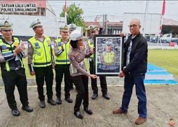 Kasat Lantas IPTU Devi Siringo Ringo, S.H. S.Sos. M.H pimpin Pelepasan AIPTU Jaharuddin Rambe Menuju Masa Purna Bakti