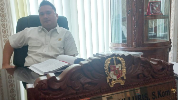 Ketua Komisi 1 DPR Kota Medan, Reza Pahlevi Lubis. (Foto Romulo)