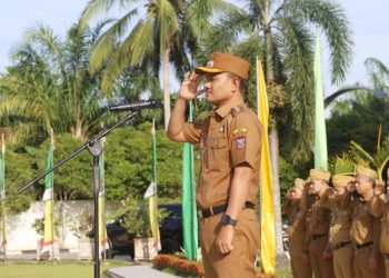Wali Kota Tanjungbalai, Mahyaruddin Salim memimpin Apel Pagi Aparatur Sipil Negara (ASN) Pemerintah Kota (Pemko) Tanjungbalai