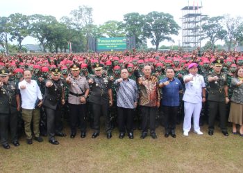 Wali Kota Pematangsiantar Wesly Silalahi SH MKn menghadiri Upacara Penutupan Dikmata Infanteri (Inf) TNI AD Gelombang II TA 2025 Kodam I/BB