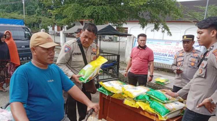 Polsek Tanjungbalai Utara (TBU) melaksanakan Gerakan Pangan Murah (GPM)