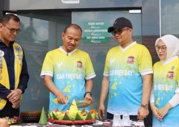 Wali Kota Tanjungbalai, Mahyaruddin Salim didampingi Wakil Wali Kota Muhammad Fadly Abdina meresmikan Unit transfusi darah (UTD) di RSUD dr. Tengku Mansyur,