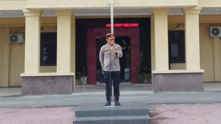 Wakapolres Tanjungbalai Kompol MP Pardede, SH pimpin apel jam pimpinan