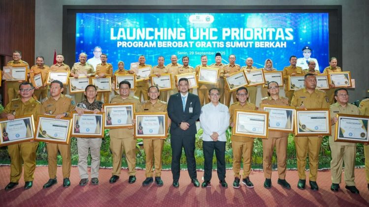 Gubsu Bobby Nasutin saat Launcing UHC Prioritas. (Foto Ist)