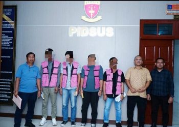 Ke empat tersangka di Kejati Sumut