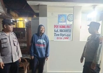 Polsek Siantar Marihat Polres Pematangsiantar melalui Piket Bhabinkamtibmas melaksanakan kegiatan sambang ke Pos Kamling Jalan SM. Raja