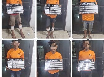 Enam pelaku pembongkaran sekolah Perguruan Islam An Nizam di Jalan Tuba II / Jalan Perjuangan, Tegal Sari Mandala III, Medan Denai yang ditangkap Polsek Medan Area. (Foto Ist)