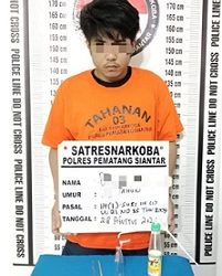 Tersangka BMN alias Ginda dan barang bukti 