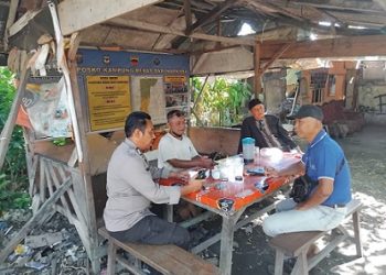 Piket Bhabinkamtibmas AIPTU RP. Damanik dan BRIPKA Agus R melaksanakan patroli  Kampung Bebas dari Narkoba (KBN) yang terletak di Jalan Jawa