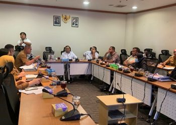 https://jurnalx.co.id/curi-uang-tetangga-rp-20-juta-untuk-foya-foya-dan-beli-baju-remaja-15-tahun-pasrah-ditangkap-polisi/