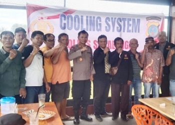 Kasat Binmas Polres Simalungun, AKP Dorlan Pasaribu bersama jajarannya menggelar kegiatan Cooling System