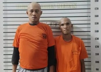 Dua pelaku pencurian modus pecah kaca yang diringkus Polsek Sunggal. (Foto Ist)