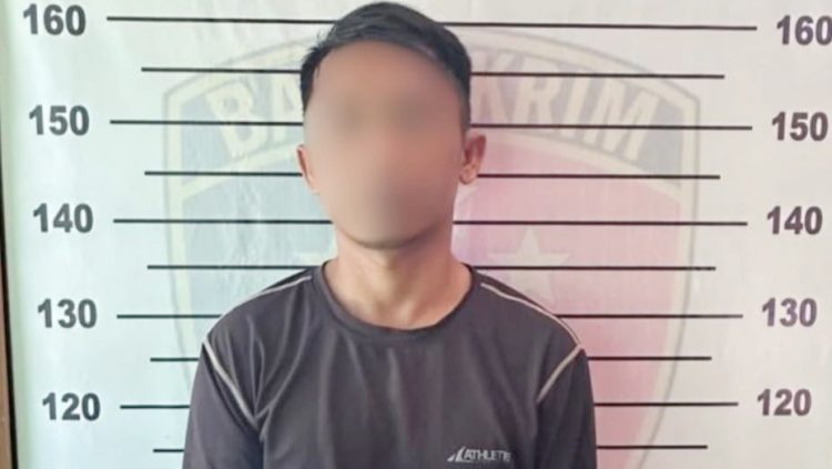 Terduga Pengedar uang palsu (upal) YF yang ditangkap polisi. (Foto Ist)