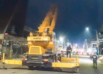 Jembatan Penyeberangan Pasar Horas di Jalan Merdeka Dibongkar