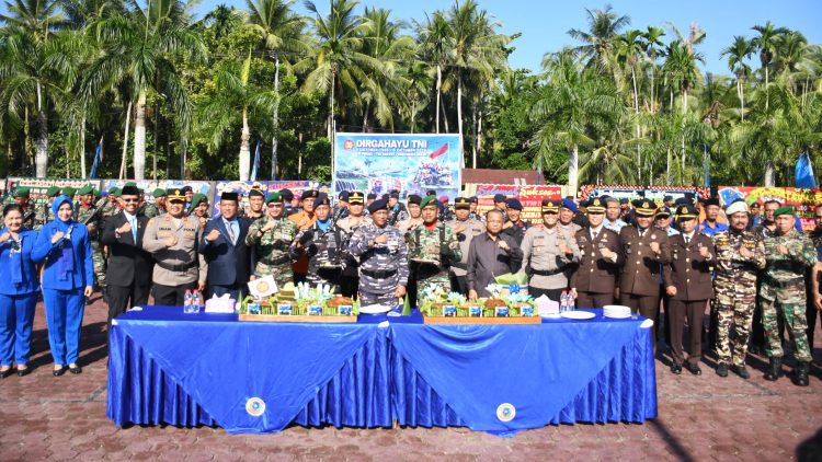 Wakapolres Kompol MP Pardede, SH mengikuti upacara memperingati HUT TNI ke 80