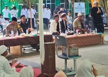 Bhabinkamtibmas Polsek Tanah Jawa Hadiri Peringatan Maulid Nabi Muhammad SAW di Ponpes Da'arul Tauhid