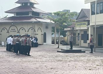 Wakapolres Tanjungbalai Kompol MP. Pardede, SH memimpin Apel Jam Pimpinan