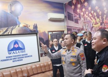 Kapolrestabes Medan Kombes Dr. Jean Calvin Simanjuntak, SIK, MH kunjungan silaturahmi ke Kantor Walubi Kota Medan. (Foto Ist)
