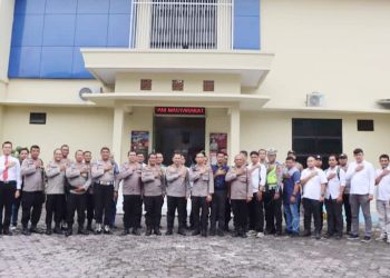 Kapolrestabes Medan, Kombes Pol Dr. Jean Calvijn Simanjuntak, S.I.K. M.H kunjungan kerja (kunker) ke Polsek Medan Baru yang disambut Kapolsek Medan Baru Kompol Hendrik Aritonang. (Foto Ist)