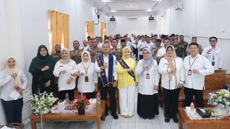 Wali Kota dan Ketua TP-PKK Dikukuhkan Sebagai Ayah Teladan dan Bunda Genre Kota Tanjungbalai