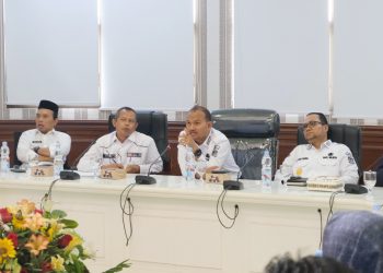 Wali Kota Tanjungbalai, Mahyaruddin Salim bersama Wakil Wali Kota Muhammad Fadly Abdina Hadiri Sosialisasi Adipura 2025