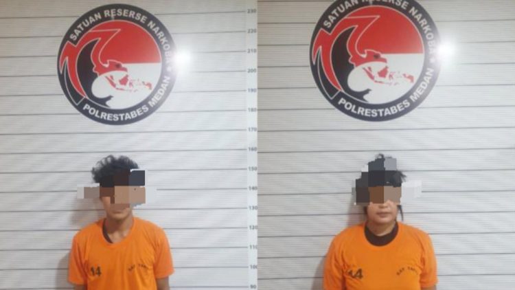 Sepasang remaja pengedar ekstasi diringkus polisi di kawasan Jalan Gunung Krakatau, Kecamatan Medan Timur (Foto Ist)